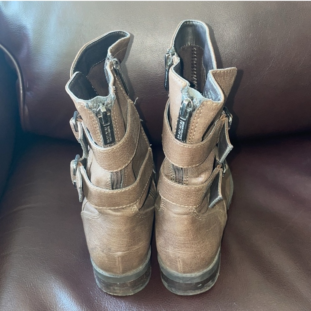 SET OF 4 BROWN BOOTS!! BUNDLE! 4 Neutral Brown Boots! SEE SIZES IN DESCRIPTION! - Picture 16 of 17